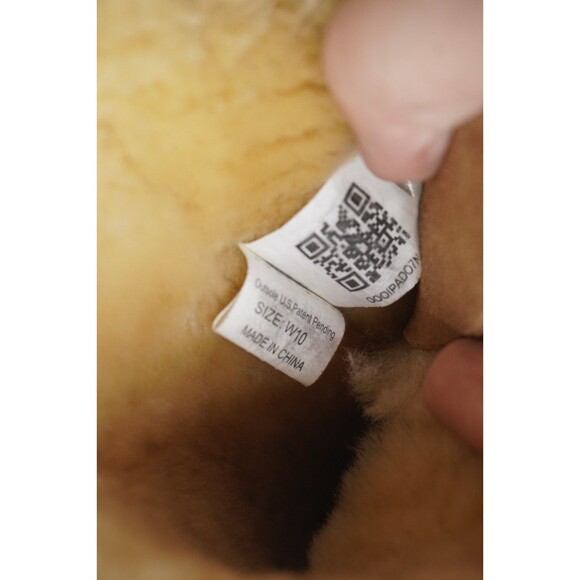 UGG Australia Bailey Bow Tall Triple Chestnut Suede Fur Boots Womens Sz 10 Read - Picture 8 of 8